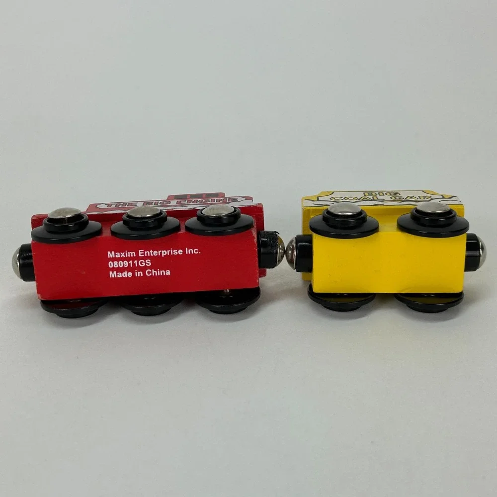 Maxim Enterprise Wooden Train Set The Big‎ Engine Coal Hopper Caboose 4pc